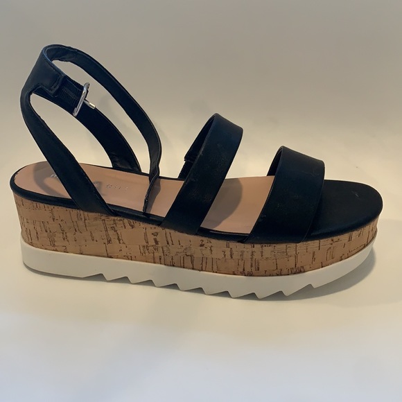 Never worn Madden Girl Sandals (without tags/box) - Picture 2 of 4